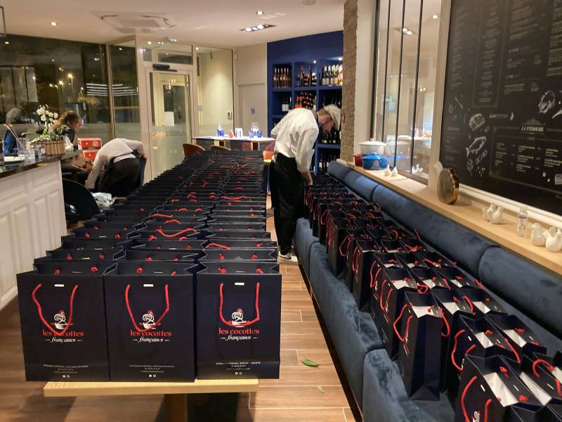 commander des plats à emporter pour un repas d'affaires 